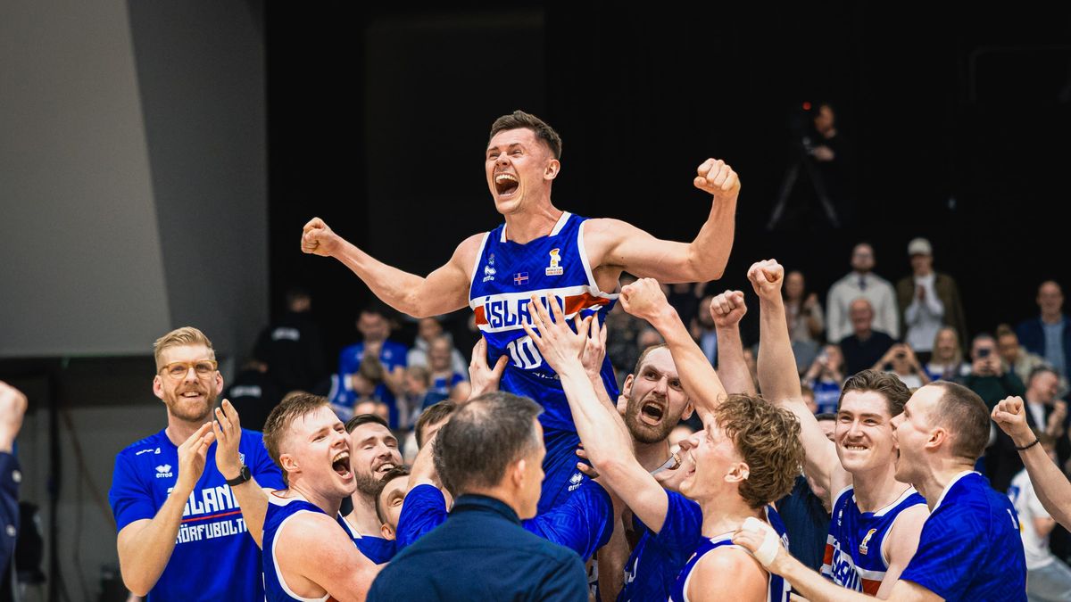 Totální kolaps favorita v závěru. Island se postaral o šok ve světové kvalifikaci